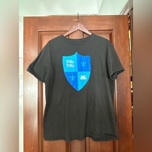 Bud Light “Dilly Dilly” Graphic T-Shirt Black Size XL Unisex